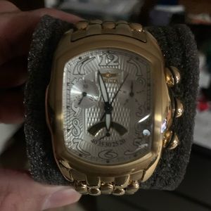 Invicta mens watch goldtone excellent condition